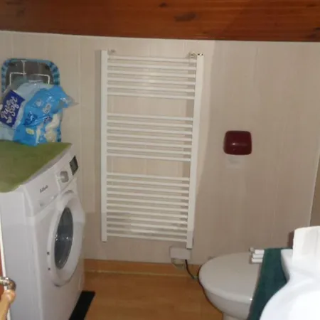 Nana 63 라루브불